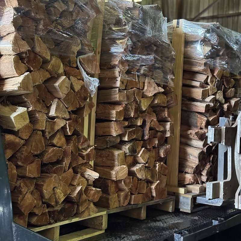 Premium Kiln Dried Red Oak Firewood - Wildman Firewood